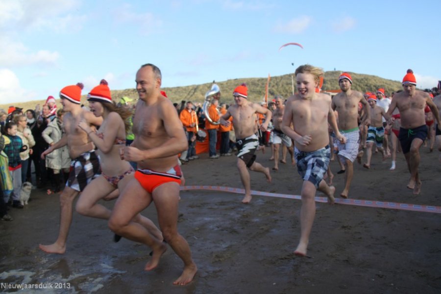 Nieuwjaarsduik 2 Nederzand(T) Noordwijk